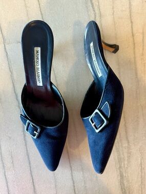 Iconic Manolo Blahnik Navy Suede with Black Pointed Mules with Buckle 37.5 50mm